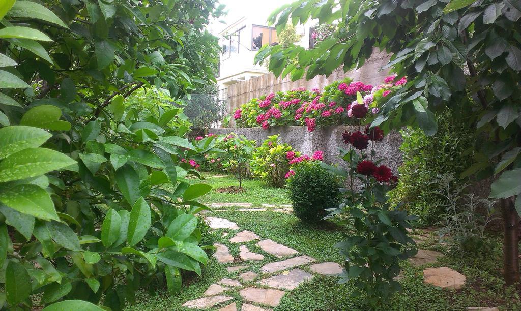 טיווט Apartments Sandra מראה חיצוני תמונה