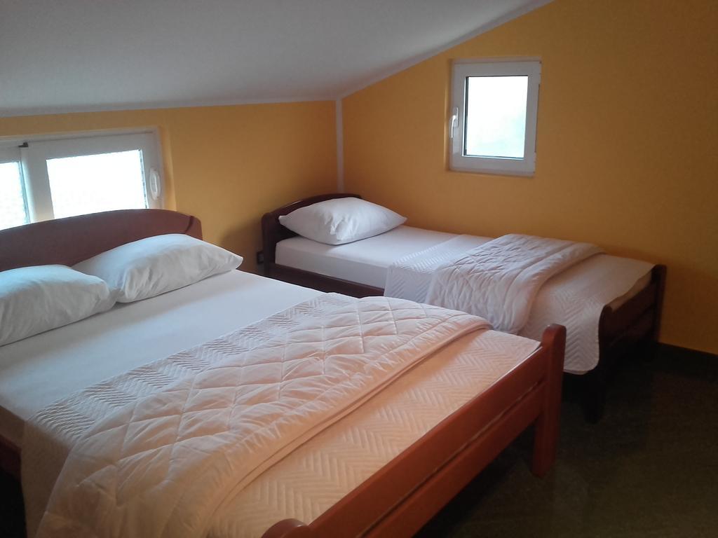 טיווט Apartments Sandra מראה חיצוני תמונה
