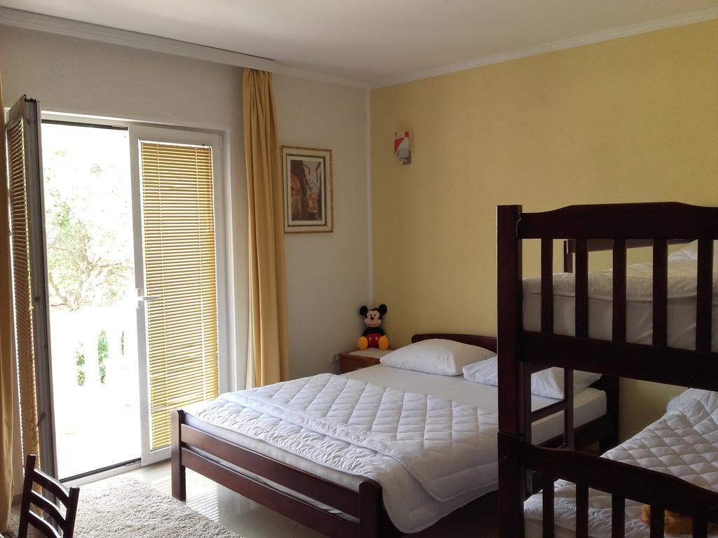 טיווט Apartments Sandra מראה חיצוני תמונה