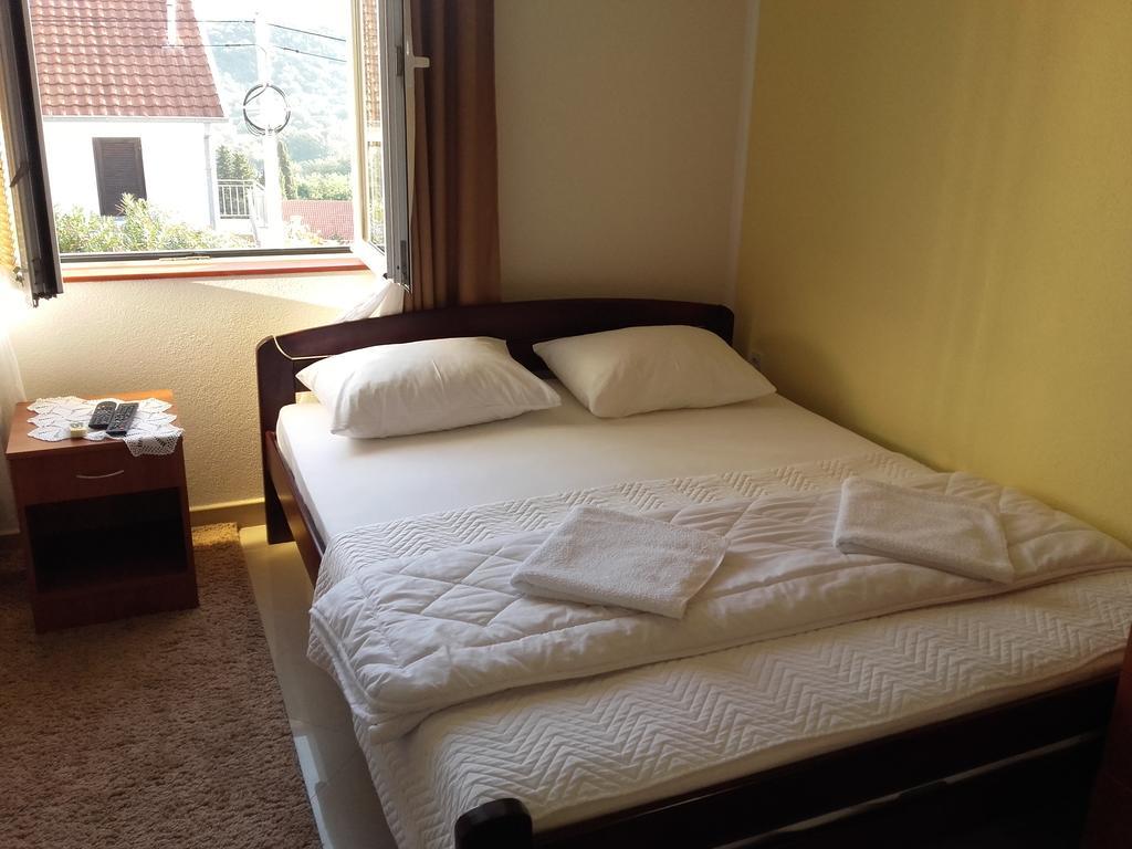 טיווט Apartments Sandra מראה חיצוני תמונה