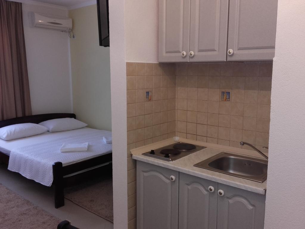 טיווט Apartments Sandra מראה חיצוני תמונה