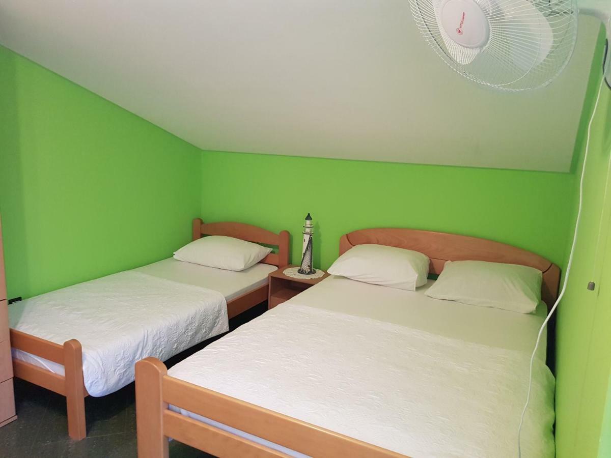 טיווט Apartments Sandra מראה חיצוני תמונה