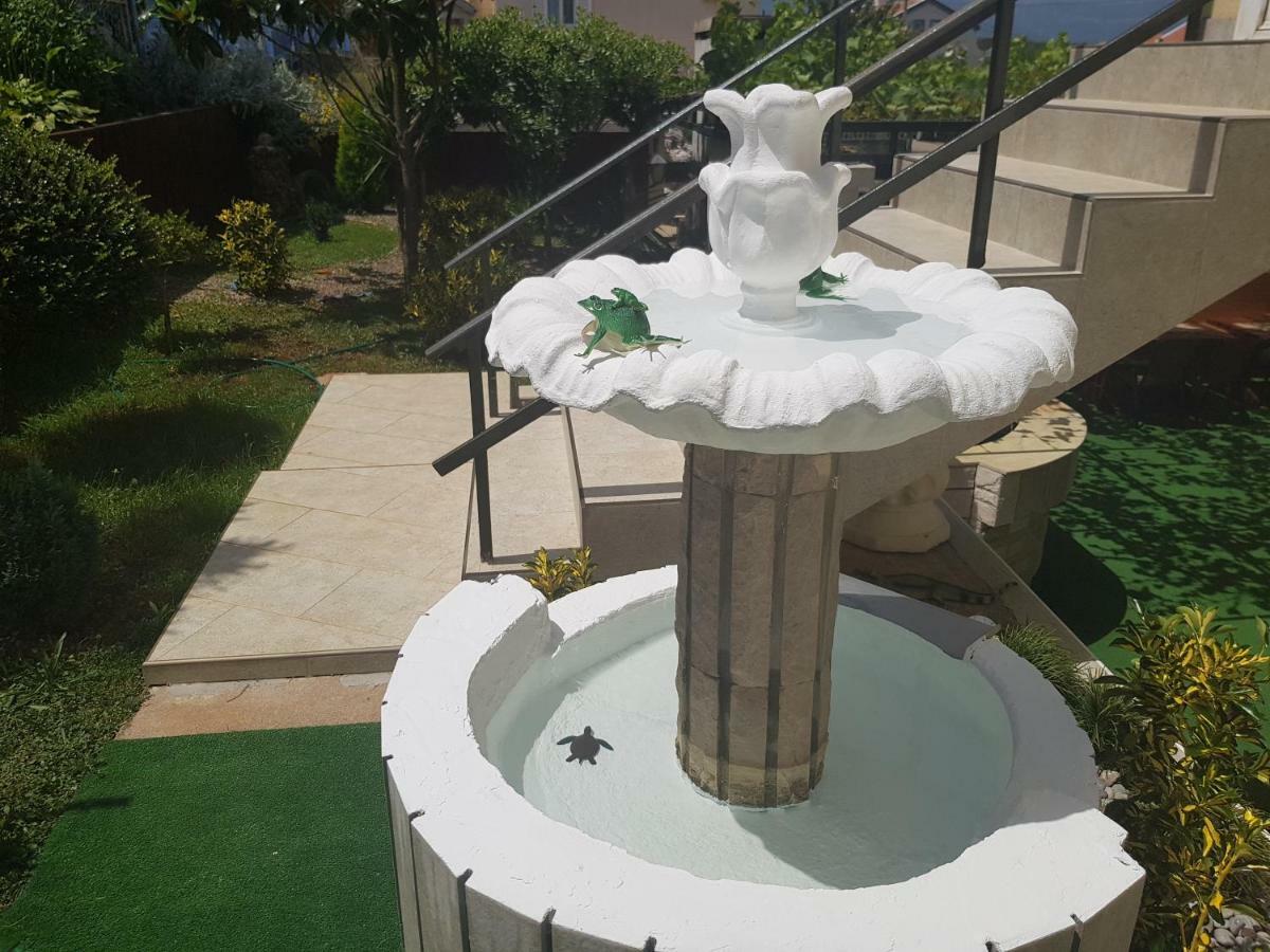 טיווט Apartments Sandra מראה חיצוני תמונה