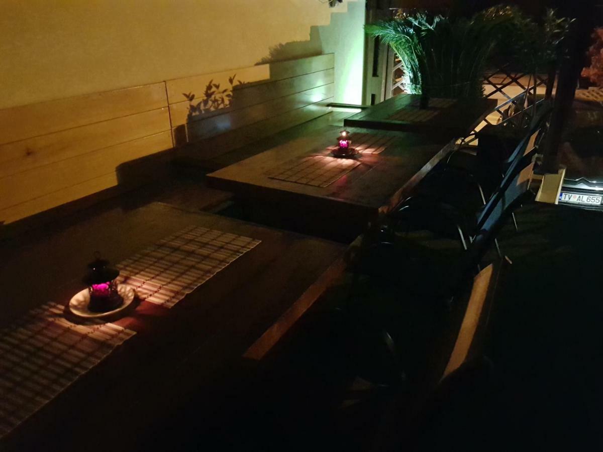 טיווט Apartments Sandra מראה חיצוני תמונה
